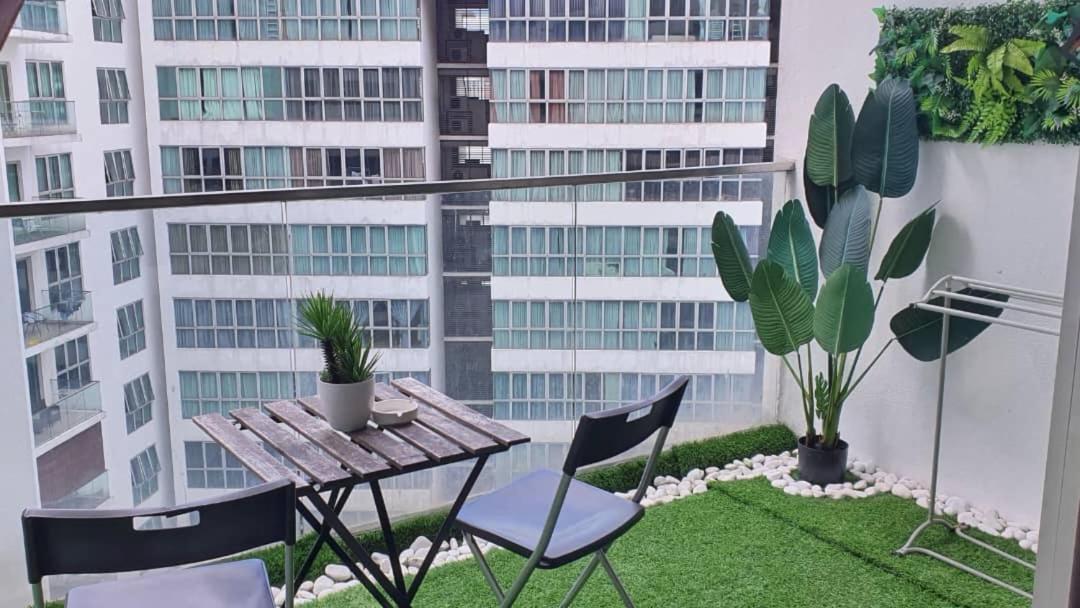 Regalia Suites With Infinity Pool Klcc By Staycation Homes Kuala Lumpur Eksteriør bilde