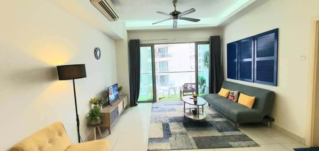 Regalia Suites With Infinity Pool Klcc By Staycation Homes Kuala Lumpur Eksteriør bilde