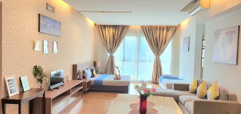 Regalia Suites With Infinity Pool Klcc By Staycation Homes Kuala Lumpur Eksteriør bilde